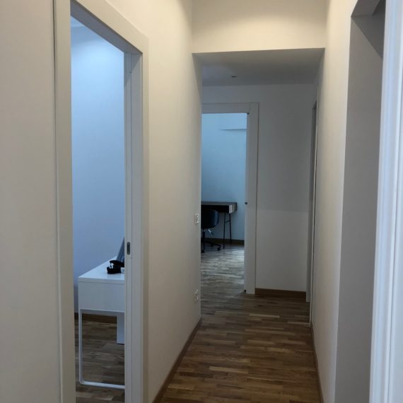 Ristrutturazione Apartamento_corridoio_01
